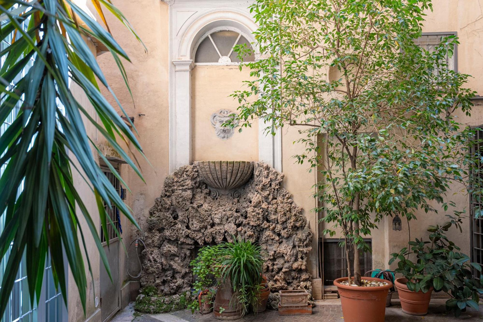Homehouse Serpenti - Colosseum - Rione Monti Rzym Zewnętrze zdjęcie